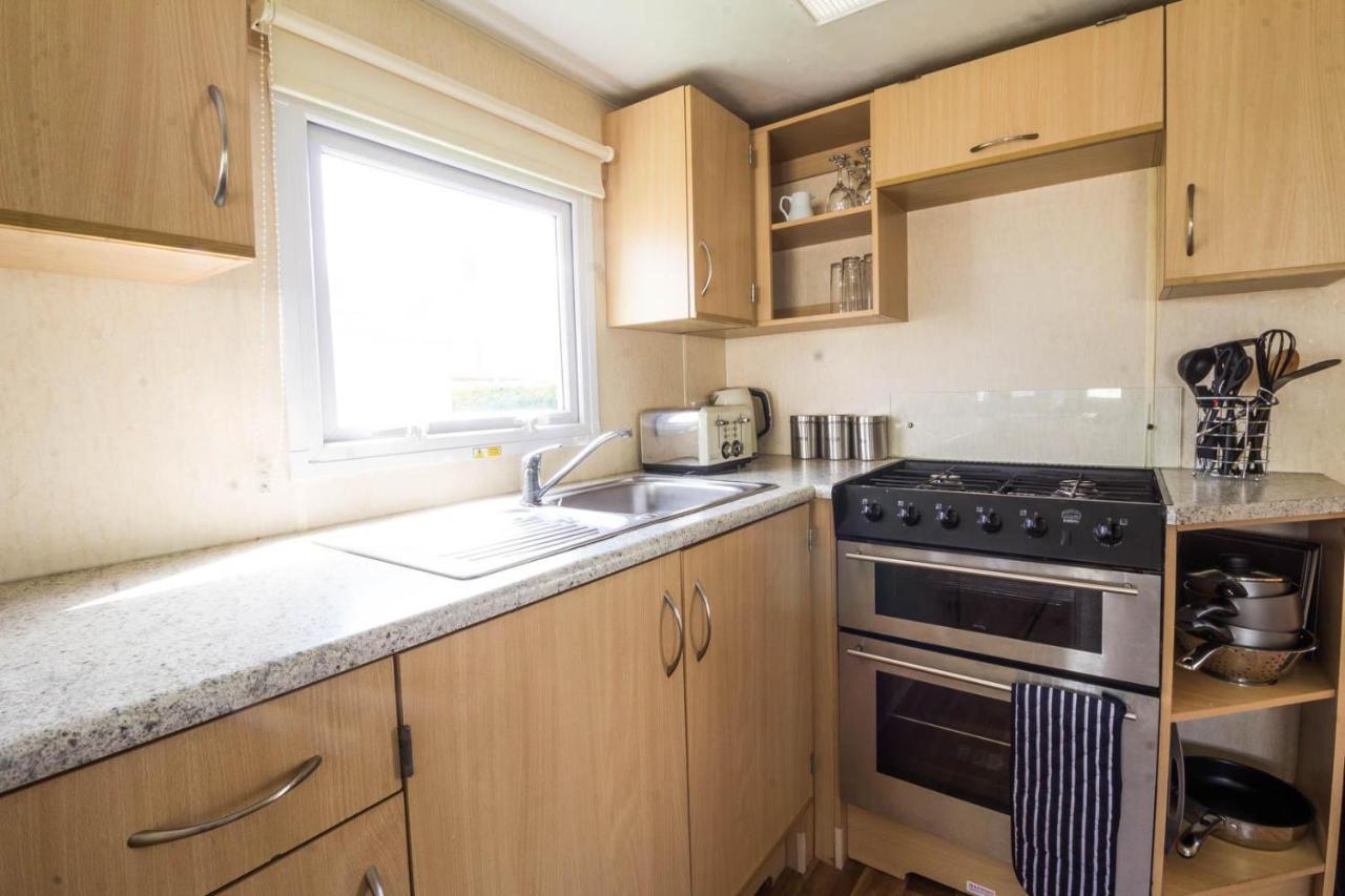 Lovely 3 Bed, 8 Berth Caravan For Hire In Skegness, Lincolnshire Ref 35120Sd Louth  Exterior photo